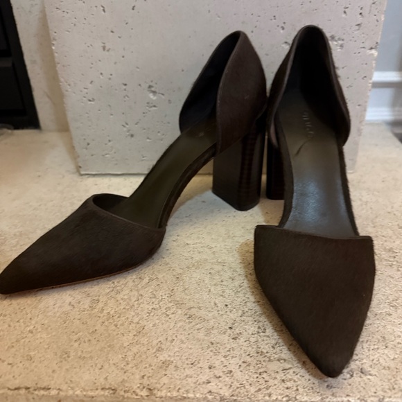 Vince Shoes - Vince. Never Worn Brown Calf Hair Leather Prim Pointed Toe Pump